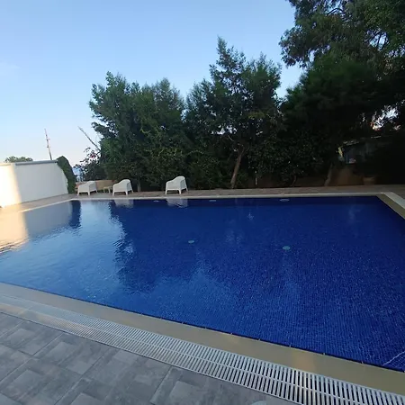 Amazing Sea View And Location Apartment *