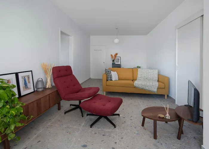 Amazing Sea View And Location *